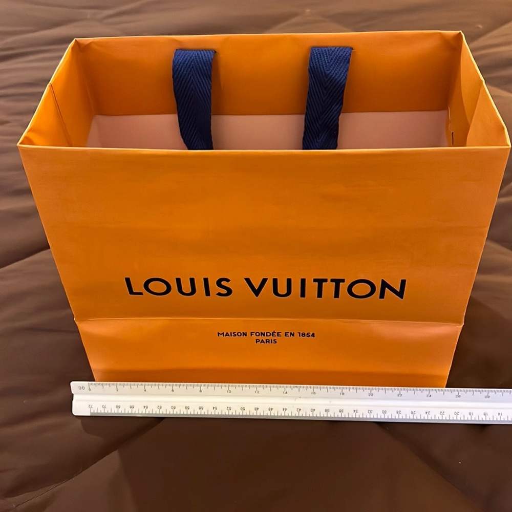 Louis Vuitton Shopping Bag